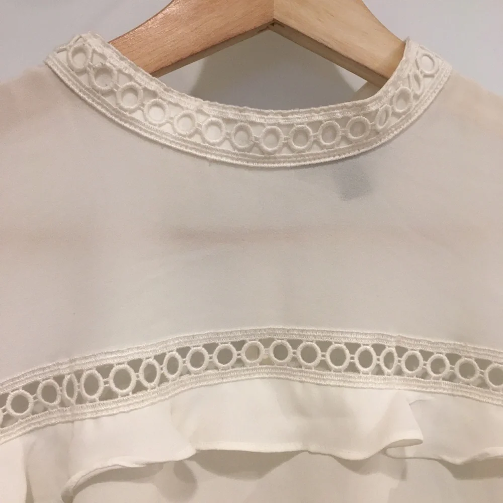⭐️ J. Crew White Tiered Ruffle Top 2 Long Sleeve
